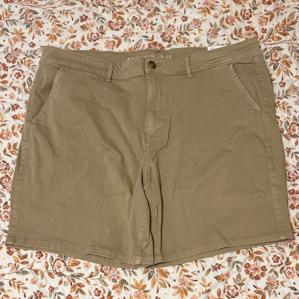 BNWT American Eagle stretch high waisted trouser Bermuda short - size 20